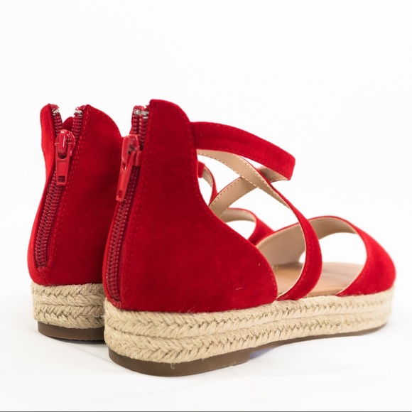 NWT Trendy Red Flatform wedge espadrilles - Picture 2 of 3
